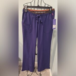 HeartSoul Heart Breaker Women’s scrub bottoms Grape Purple Small Petite SP pants
